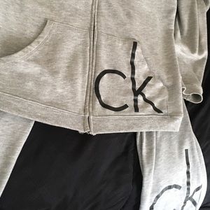 Calvin Klein jogging suit